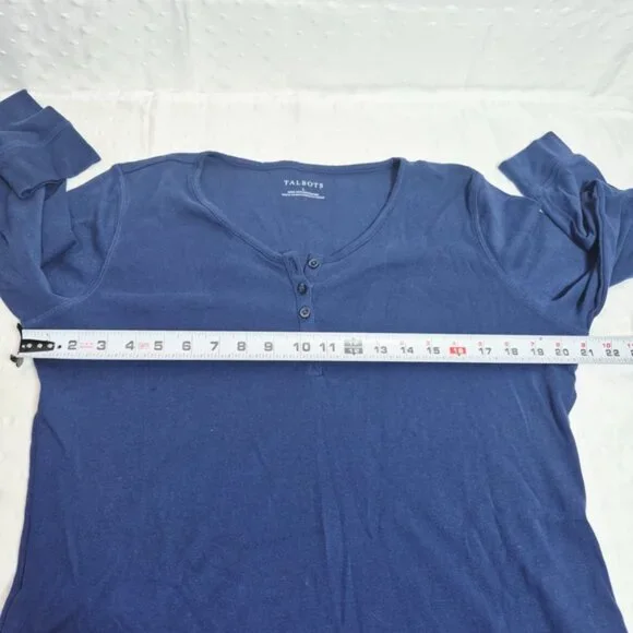 Talbots Women's Navy Blue Long Sleeved  Tee Size L - Picture 5 of 5